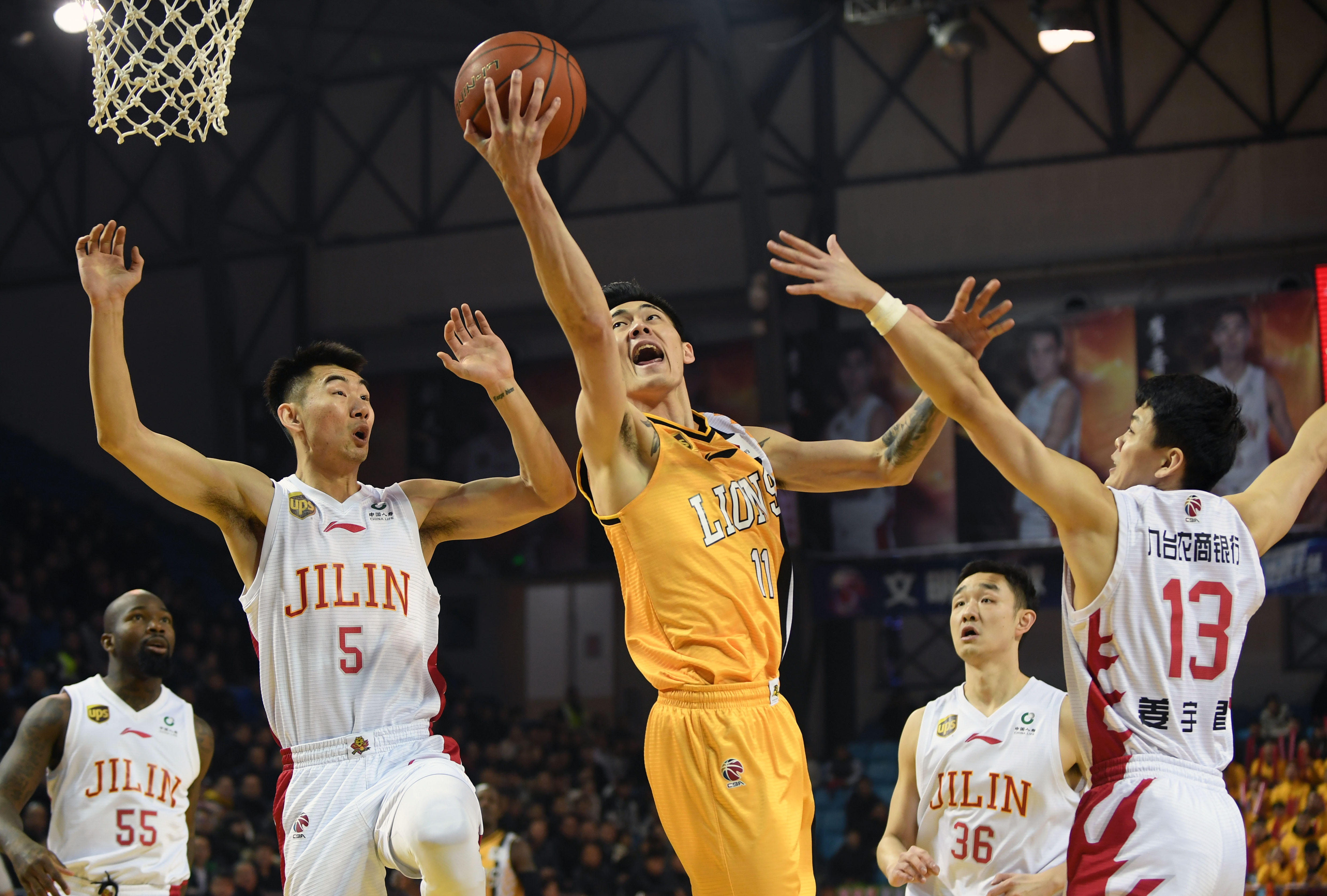 房里的深蹲 房里的深蹲